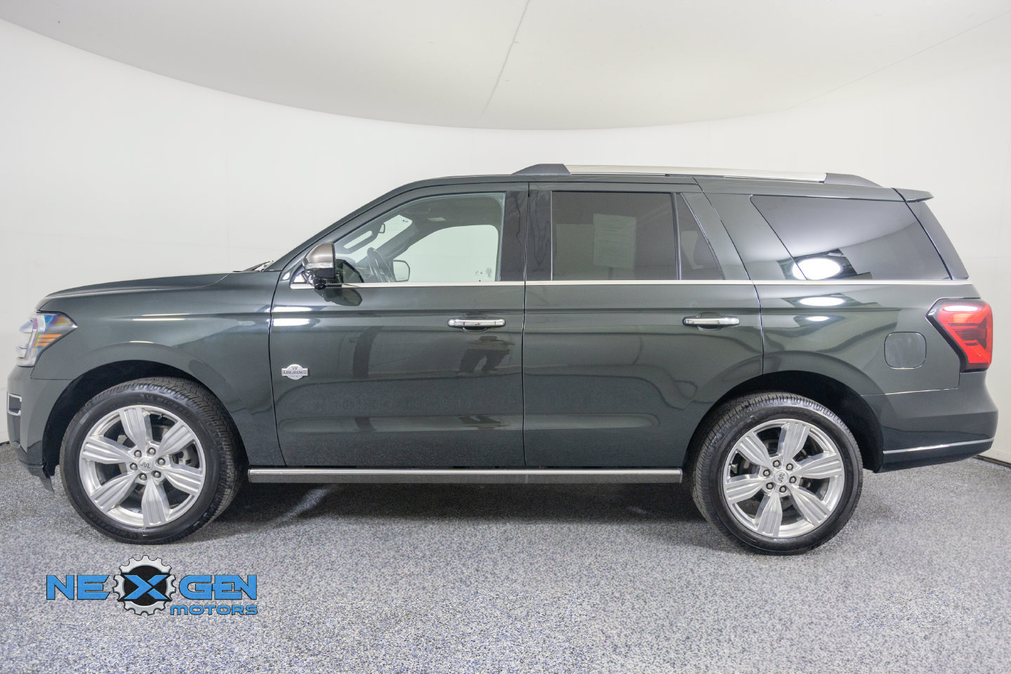 Used 2023 Ford Expedition King Ranch AWD/4WD image 26