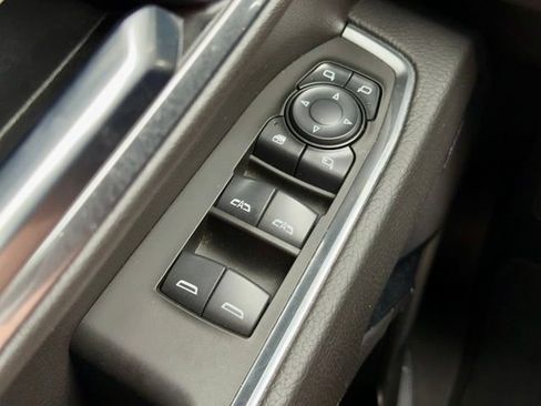 Used 2025 GMC Sierra 1500 Denali AWD/4WD image 29