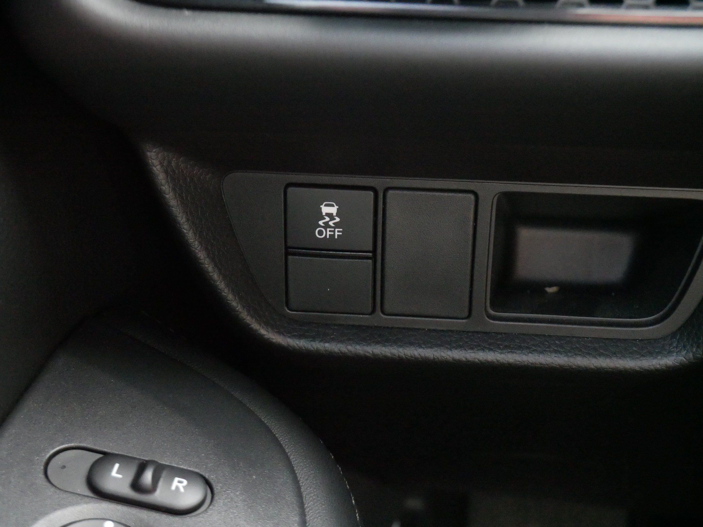 Used 2024 Honda HR-V LX image 28
