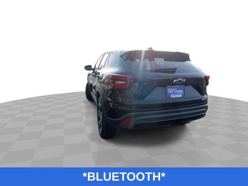 Used 2024 Chevrolet Trax RS w/ Driver Confidence Package image 8