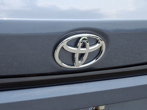 Used 2024 Toyota Corolla LE FWD image 30