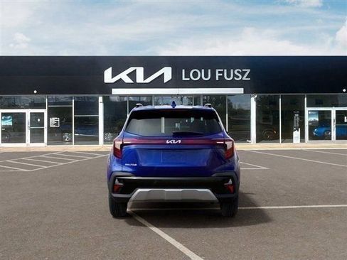 New 2026 Kia Seltos S FWD image 5