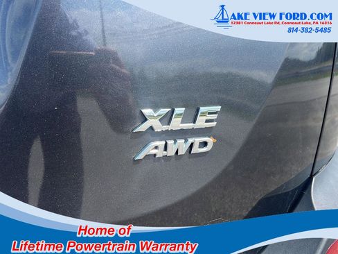 Used 2015 Toyota RAV4 XLE AWD/4WD image 7