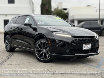 Used 2025 Toyota Crown Signia