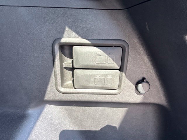 Used 2024 Chevrolet Equinox LT w/ LPO, Floor Liner Package FWD image 25