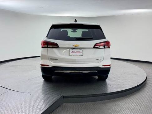 Used 2023 Chevrolet Equinox LT w/ Driver Convenience Package AWD/4WD image 8