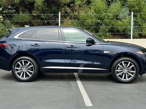 New 2026 Jaguar F-PACE R-Dynamic S image 6