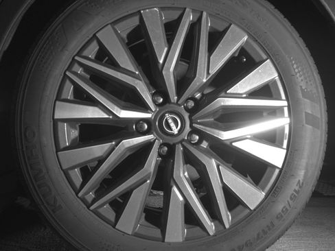 Used 2025 Nissan Altima 2.5 SV FWD image 17