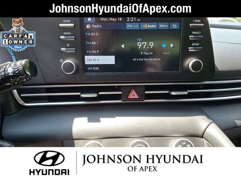 Certified 2024 Hyundai Elantra SE FWD image 21