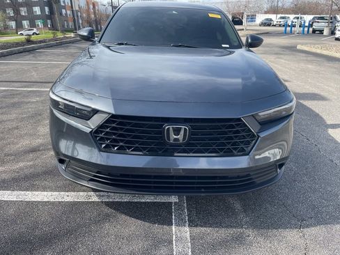 Used 2023 Honda Accord EX image 10