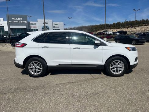 Used 2023 Ford Edge SEL AWD/4WD image 7