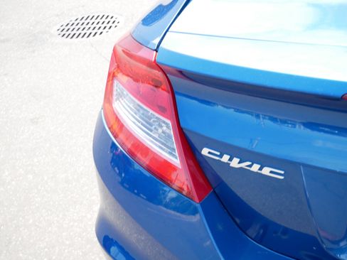 Used 2012 Honda Civic EX image 17
