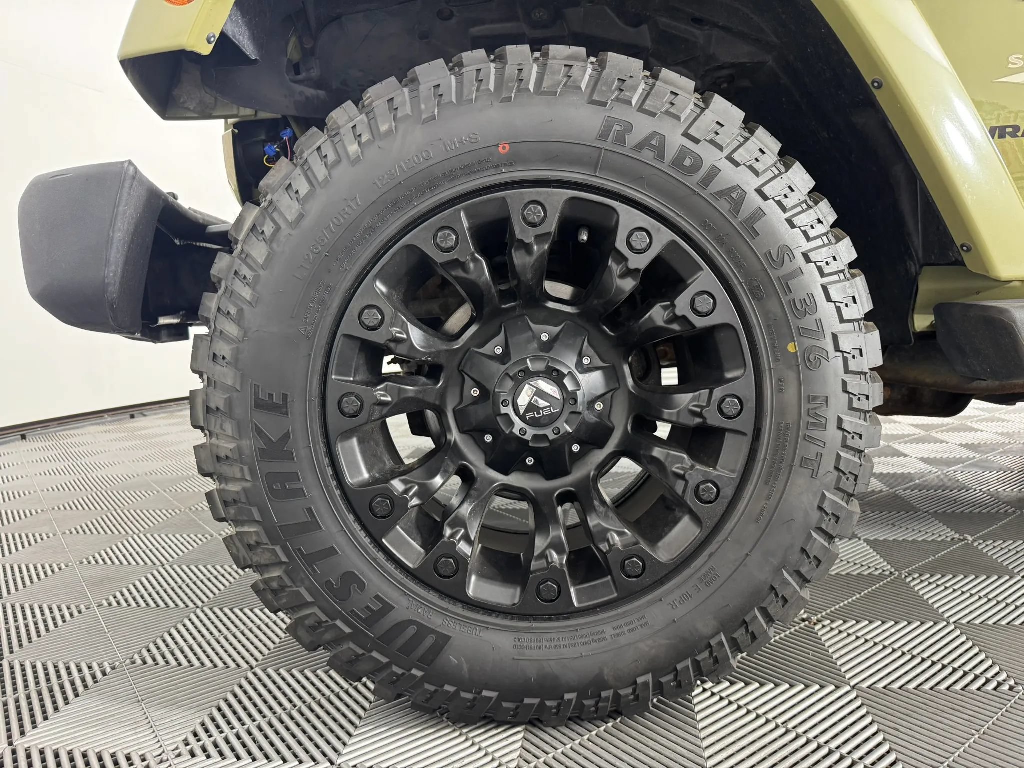 Used 2013 Jeep Wrangler Sahara w/ Connectivity Group AWD/4WD image 30
