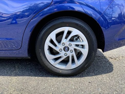 Certified 2025 Subaru Impreza 2.0i AWD/4WD image 11
