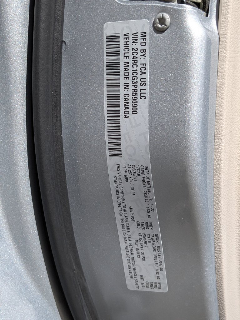 Used 2023 Chrysler Voyager LX FWD image 27