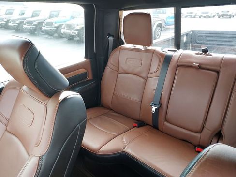 Used 2024 RAM 2500 Limited image 12