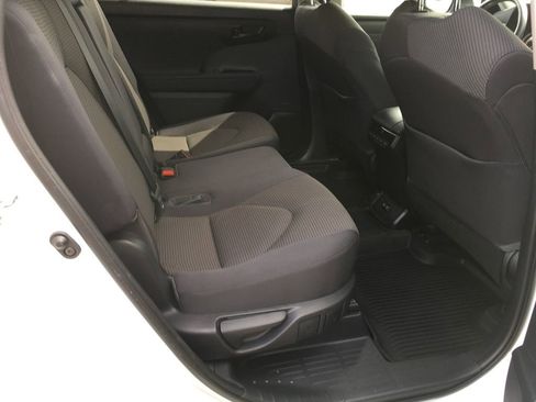 Used 2021 Toyota Highlander LE AWD/4WD image 8