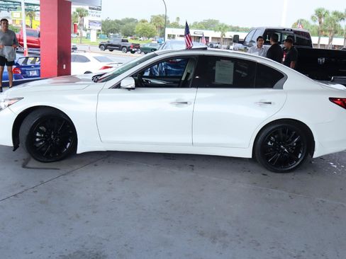 Used 2021 INFINITI Q50 Luxe w/ Seat & Sound Package RWD image 8