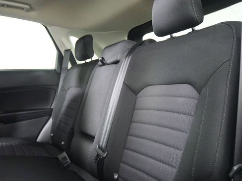 Used 2023 Ford Edge SE w/ Black Appearance Package image 12