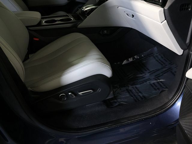 Used 2025 Acura MDX w/ Technology Package AWD/4WD image 37