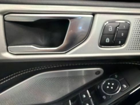 Used 2022 Ford Explorer ST w/ ST Street Pack AWD/4WD image 20