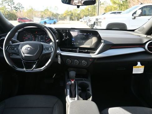 New 2026 Chevrolet Trax RS image 12