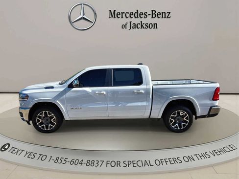 Used 2025 RAM 1500 Laramie AWD/4WD image 2