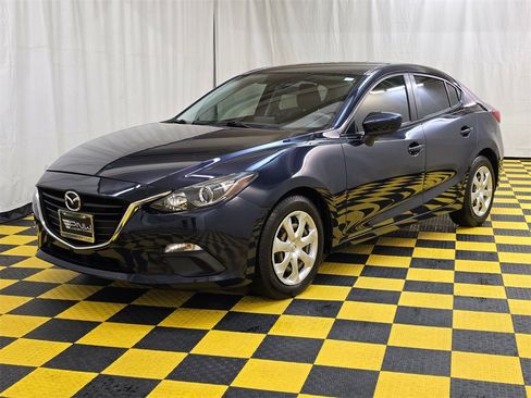 Used 2015 MAZDA MAZDA3 i Sport image 7