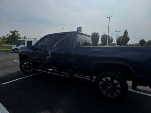 Used 2021 Chevrolet Silverado 2500 LT w/ All Star Edition AWD/4WD image 15