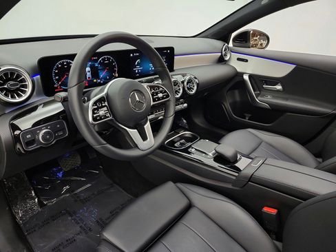 Certified 2022 Mercedes-Benz A 220 image 12