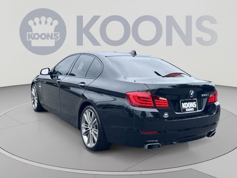 Used 2011 BMW 550i Sedan RWD image 4
