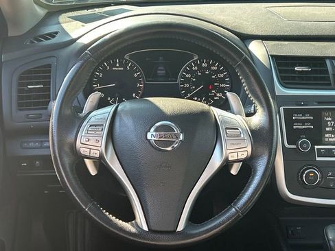 Used 2016 Nissan Altima 2.5 SR image 15