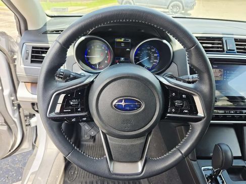 Used 2019 Subaru Outback 2.5i Limited w/ Popular Package #2 AWD/4WD image 19