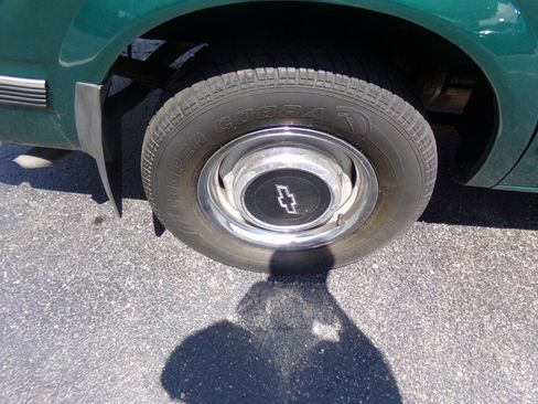 Used 1998 Chevrolet Astro w/ Convenience Group image 49