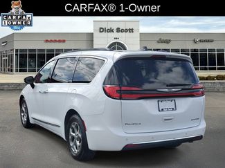 Used 2023 Chrysler Pacifica Limited FWD video 2