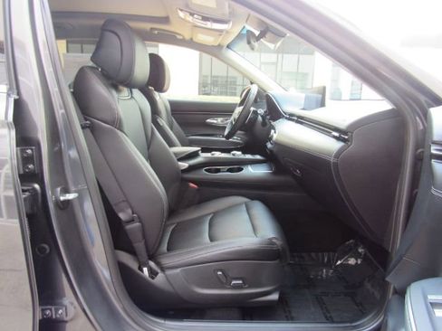 Used 2023 Genesis GV70 2.5T w/ Select Package image 22