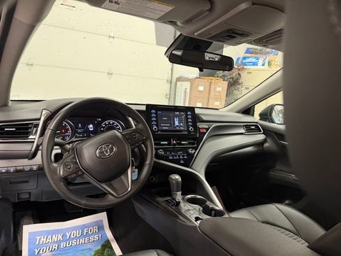 Used 2024 Toyota Camry SE image 28