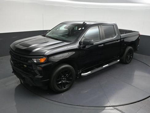 Used 2024 Chevrolet Silverado 1500 Custom RWD image 15