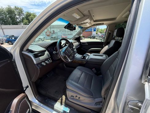 Used 2016 GMC Yukon Denali w/ Open Road Package AWD/4WD image 18