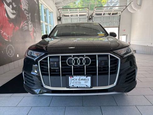Used 2023 Audi Q7 2.0T Premium Plus w/ Premium Plus Package AWD/4WD image 7