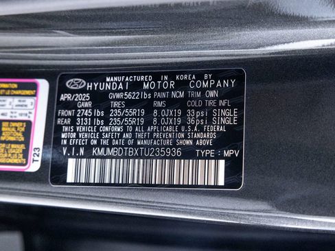 Used 2026 Genesis GV70 2.5T Advanced image 32