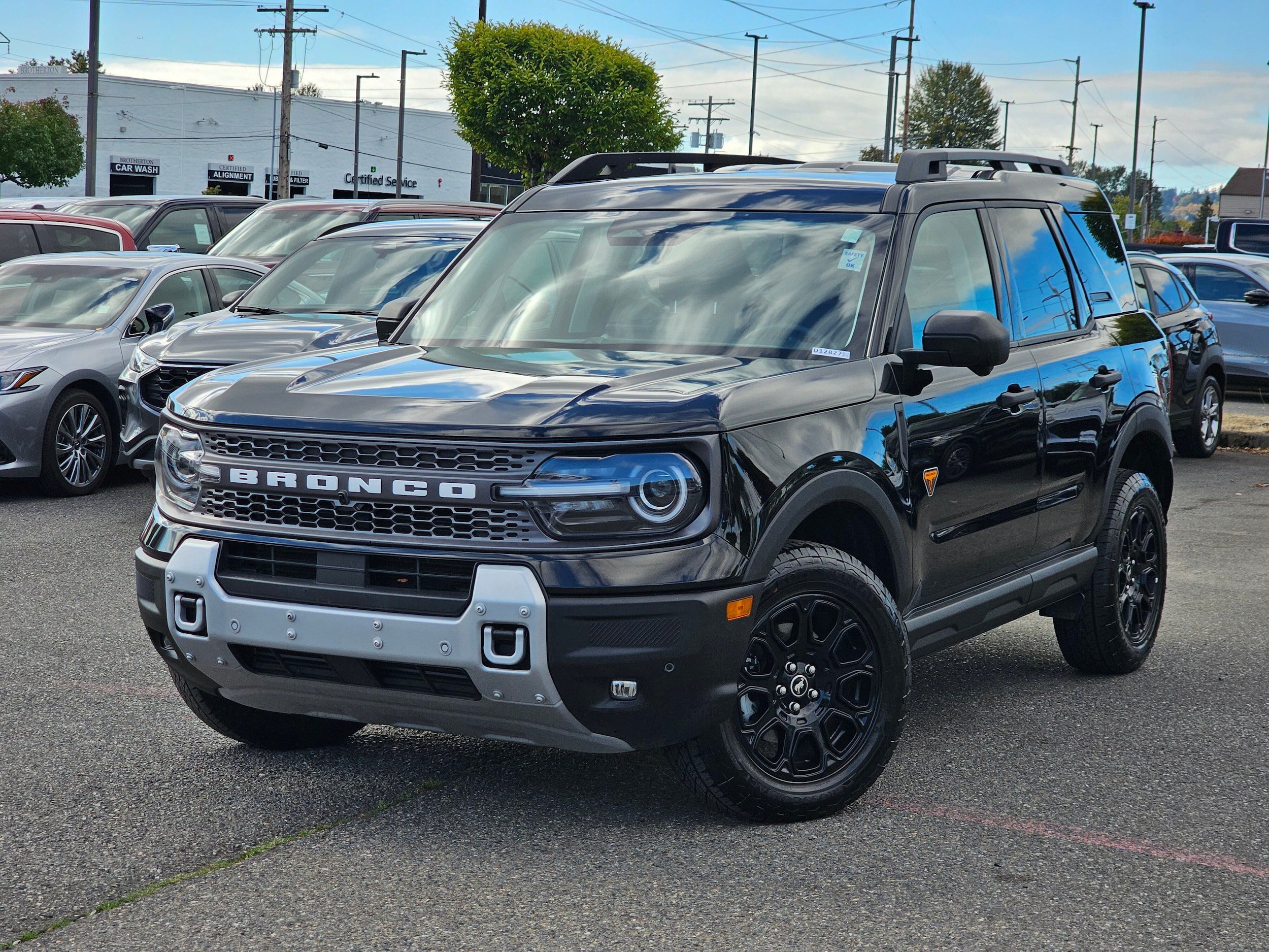 Used 2025 Ford Bronco Sport Badlands AWD/4WD image 1