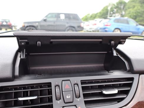 Used 2010 BMW Z4 sDrive35i RWD image 26