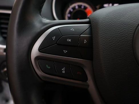 Used 2021 Jeep Cherokee Latitude Lux image 12