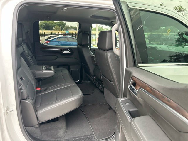 Used 2024 GMC Sierra 1500 SLT AWD/4WD image 8