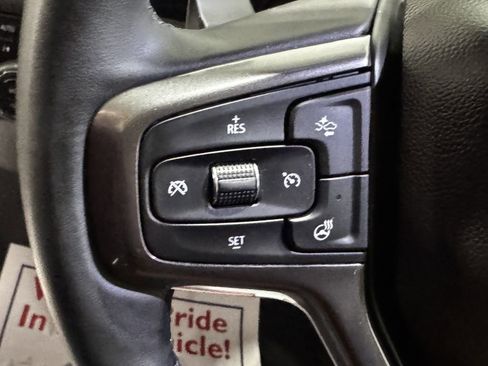 Used 2023 Chevrolet Silverado 1500 High Country w/ Technology Package image 5