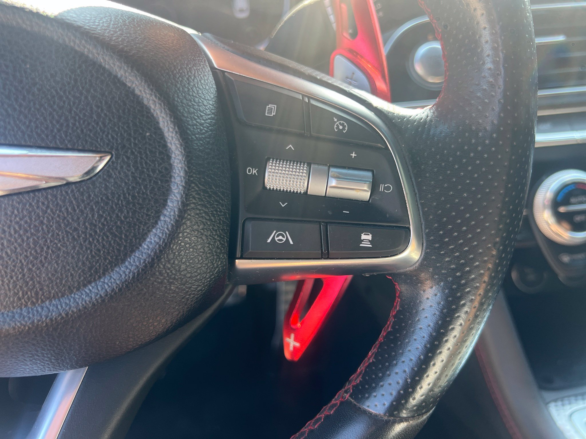 Used 2023 Genesis G70 3.3T w/ Sport Prestige Package AWD/4WD image 21