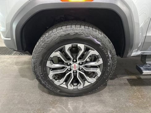 Certified 2023 GMC Canyon Denali image 8