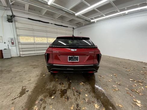 Certified 2025 Cadillac Lyriq Luxury w/ LPO, Floor Liner Package image 5