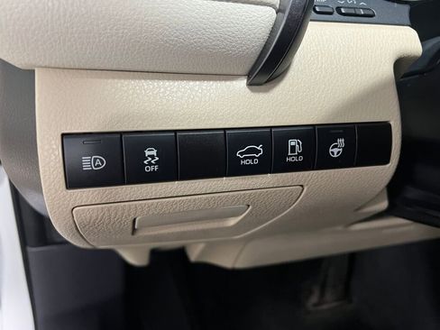 Used 2023 Toyota Camry LE image 13